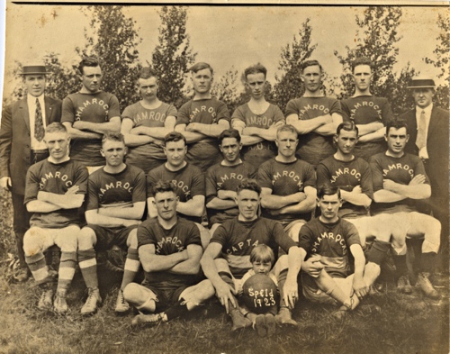 Shamrock football team.jpg Shamrock football team.jpg